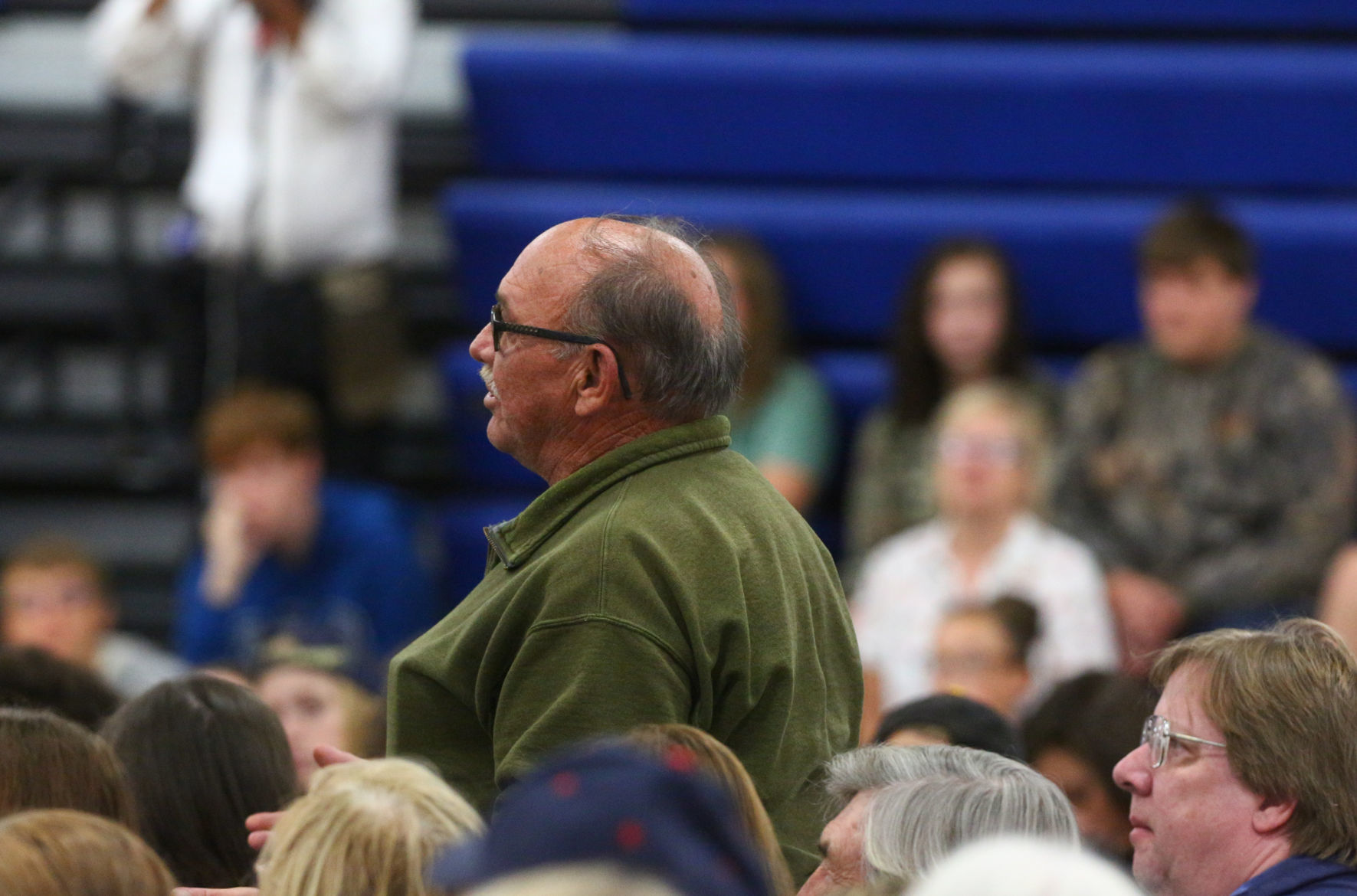Bernie Sanders at Northwood-Kensett School 09-23-2019 (7).jpg